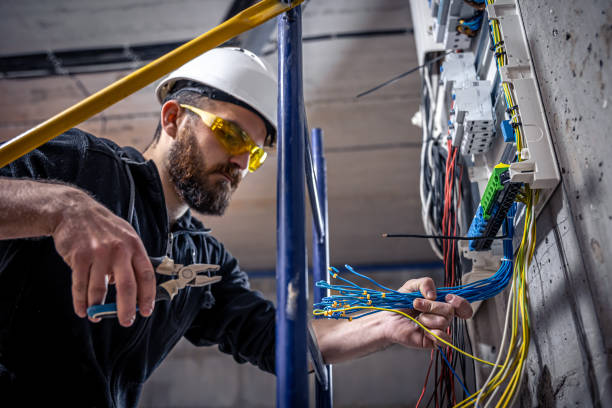 Best Affordable Electrician  in Lochsloy, WA